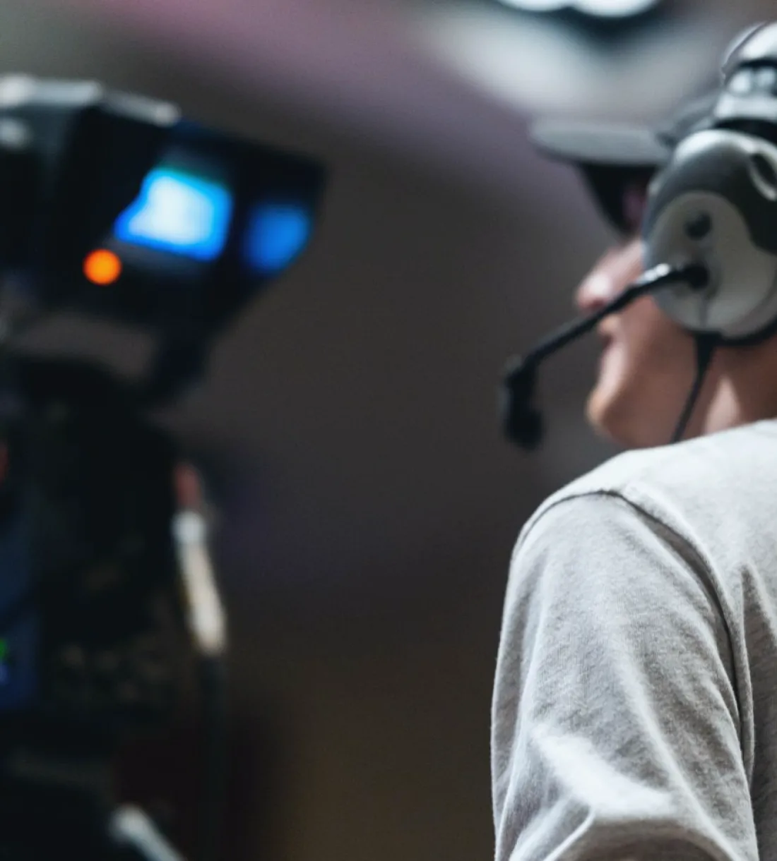 The Paper and Software Behind a Live Show That Runs to Time